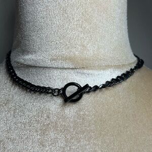 Black gunmetal tone Toggle Choker Necklace